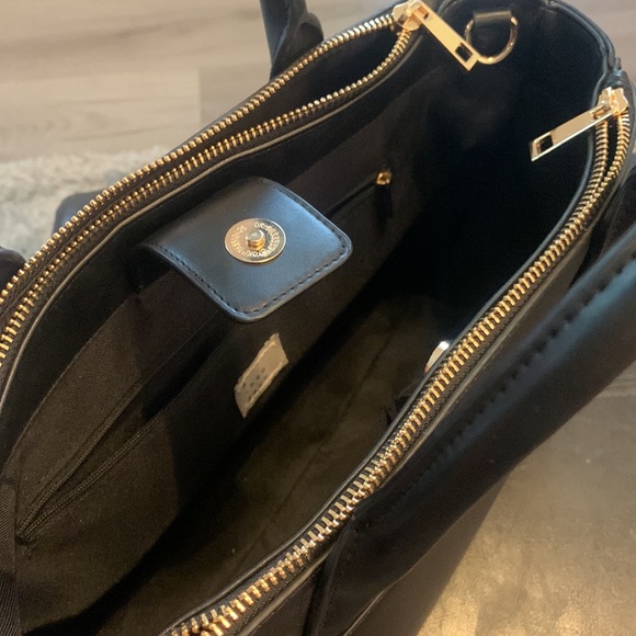 Black Purse brand new condition! - Picture 3 of 3